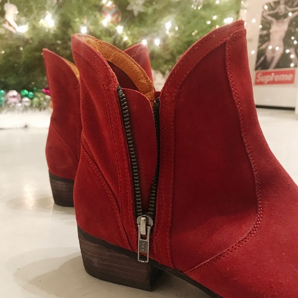 Santa Baby! Suede Red Booties ♥️ - Picture 3 of 3